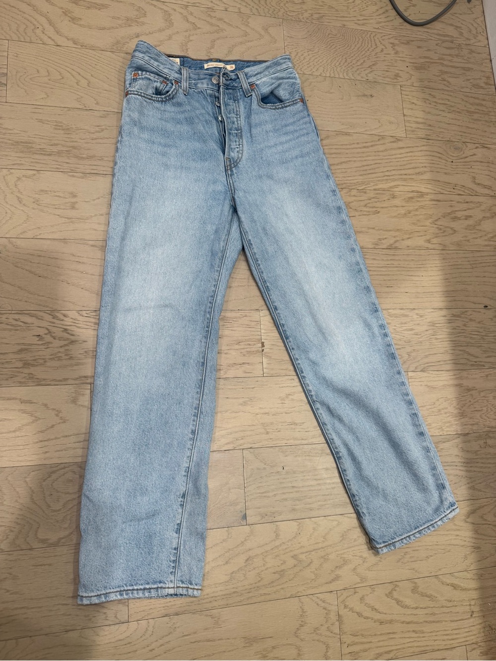 Levi's Ribcage Straight Ankle Light Wash Jeans